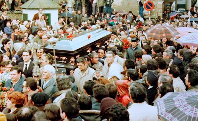 Multitudinario funeral de Félix (foto cortesía Policarpo de la Fuente)