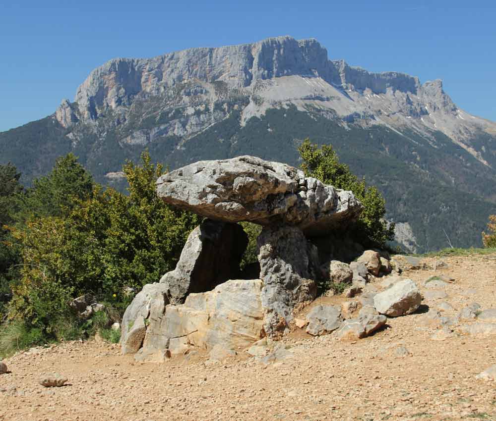 Tella: el dolmen de las brujas