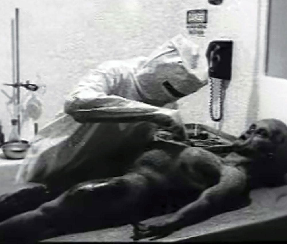 Documentos de la CIA demuestran su interés en la 'Autopsia extraterrestre' (Fuente: YouTube)