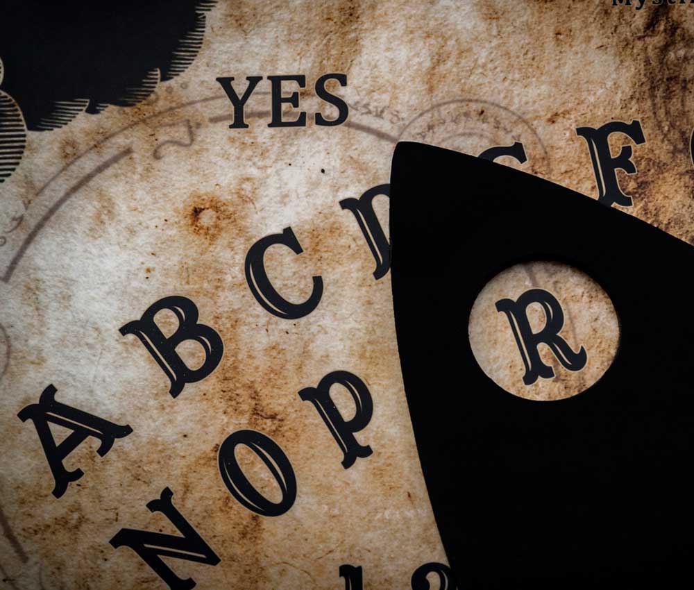 Pacto extremo con el Más Allá Pacto extremo con el Más Allá