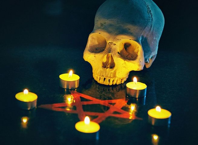 El Papa Francisco condenó el ocultismo El Papa Francisco condenó el ocultismo