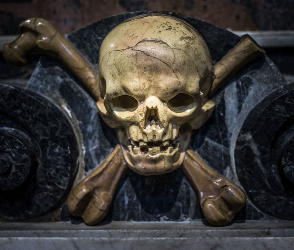 Nigromantes y hechiceras sellaban acuerdos con los difuntos en la antigua Roma Nigromantes y hechiceras sellaban acuerdos con los difuntos en la antigua Roma