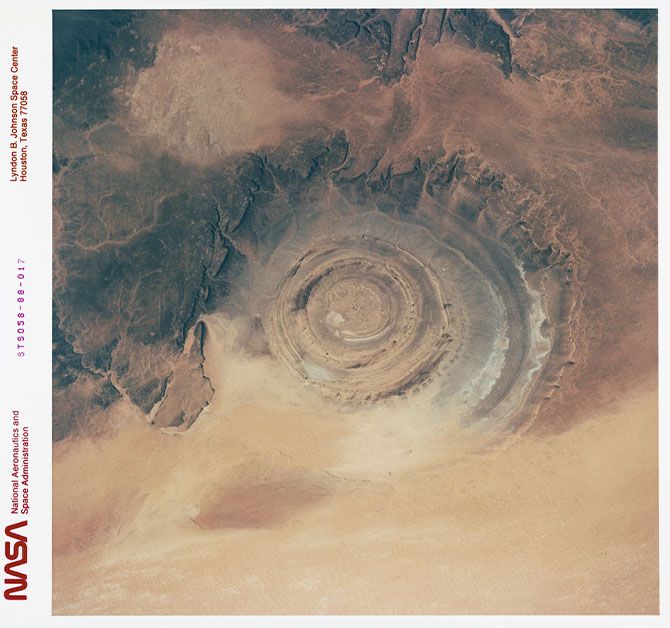 El Ojo del Sáhara captado desde el transbordador espacial Columbia