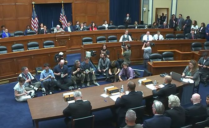Un momento de la audiencia UAP del Congreso