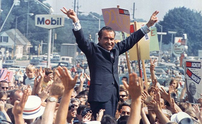 Nixon haciendo campaña en Pensilvania en 1968