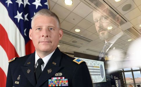 Relevo al frente de la AARO