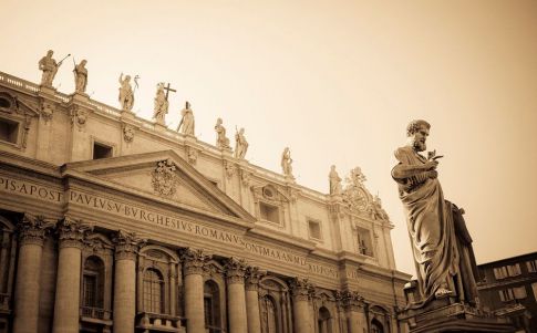El Vaticano en guerra contra la masonería