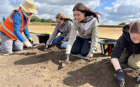 Trabajos en el templo pagano