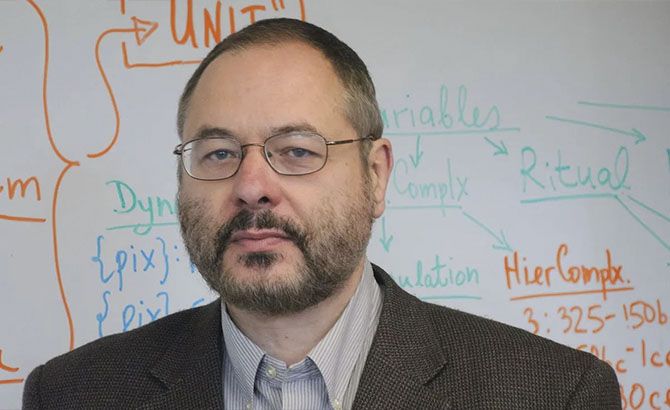 El matemático Peter Turchin El matemático Peter Turchin