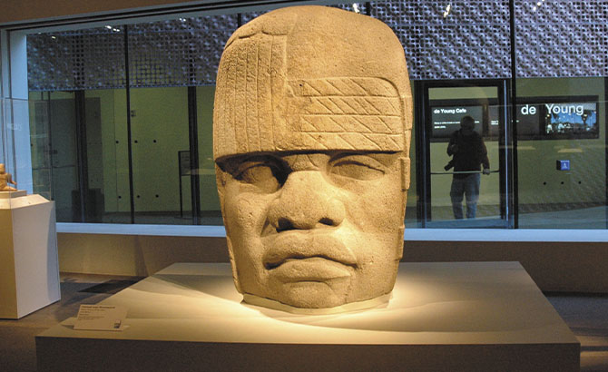 Las cabezas olmecas tienen rasgos negroides Las cabezas olmecas tienen rasgos negroides