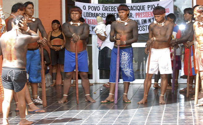 Protestas xavantes Roosewelt PinheiroABrWikipedia Protestas xavantes Roosewelt PinheiroABrWikipedia