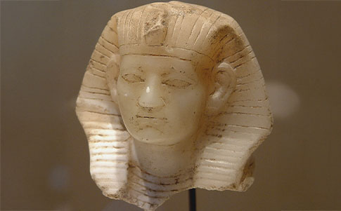 Amenemhat III (foto Wikipedia De Aoineko) Amenemhat III (foto Wikipedia De Aoineko)