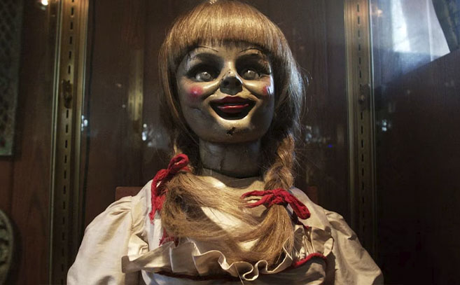 El cine ha contribuido a expandir la fama de la muñeca maldita