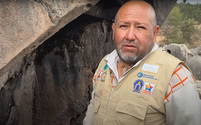 El director de excavaciones de Sacsayhuamán, Jorge Calero