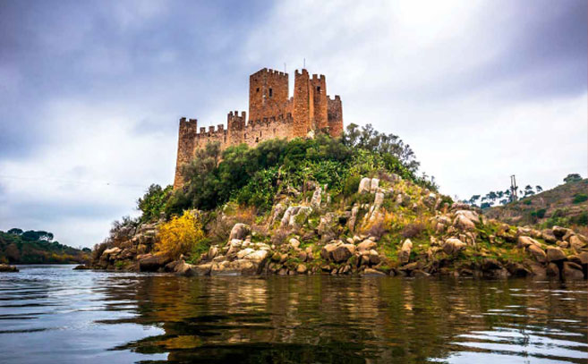 Castillo de Almourol, en Portugal Castillo de Almourol, en Portugal