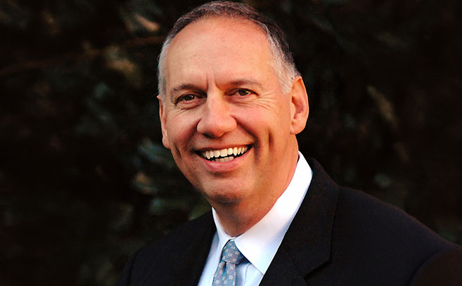 El predicador Ralph Drollinger cree que Dios bendice a quienes apoyan a Israel El predicador Ralph Drollinger cree que Dios bendice a quienes apoyan a Israel