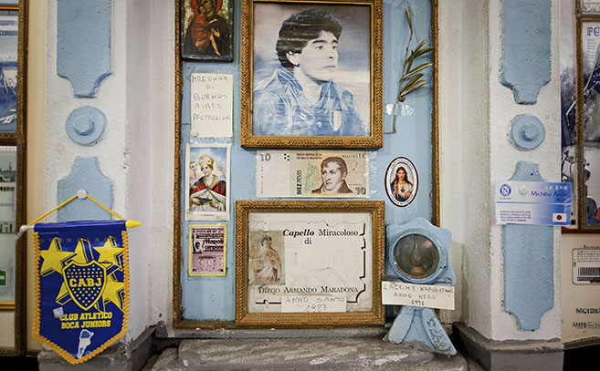 Los devotos a Maradona también son muy supersticiosos