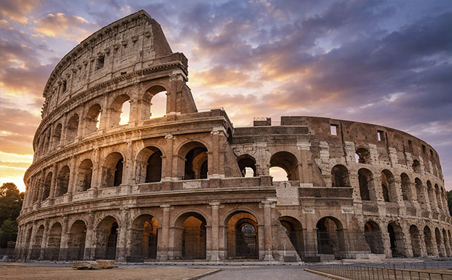 El espíritu de Messalina se pasea por los alrededores del Coliseo