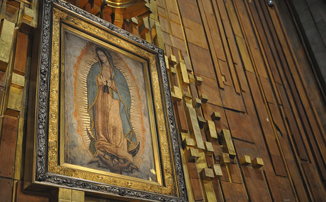 La Virgen de Guadalupe La Virgen de Guadalupe