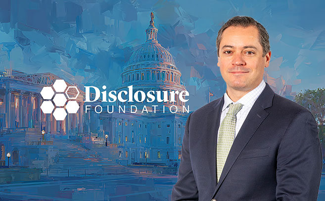 Hunt Willis, presidente de la Disclosure Foundation Hunt Willis, presidente de la Disclosure Foundation