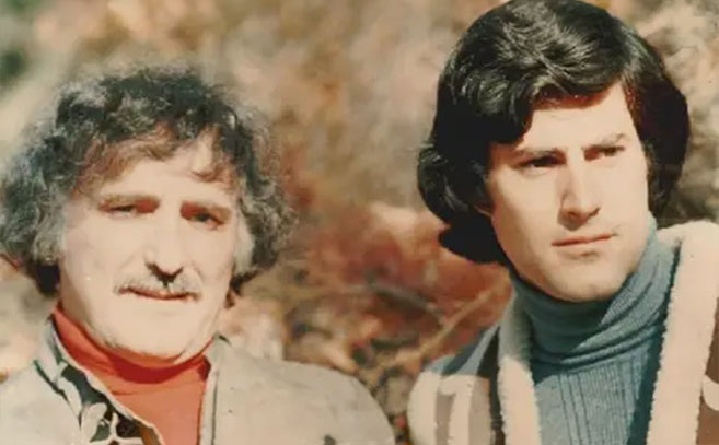 Puharich junto al célebre psíquico israelí Uri Geller Puharich junto al célebre psíquico israelí Uri Geller