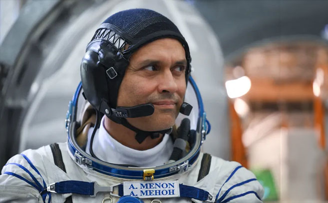 El astronauta de la NASA Anil Menon