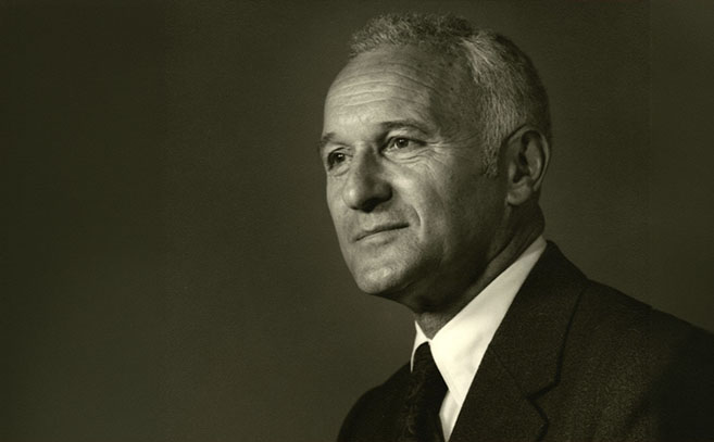 Sidney Gottlieb,jefe de la División de Servicios Técnicos de la CIA conocida como la casa de los horrores Sidney Gottlieb,jefe de la División de Servicios Técnicos de la CIA conocida como la casa de los horrores