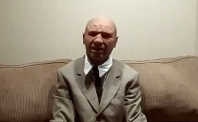 Un fotograma del vídeo difundido en el canal de ApexTV Un fotograma del vídeo difundido en el canal de ApexTV