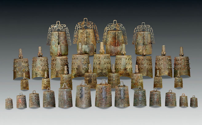 Campanas del ajuar funerario del señor Qiu Campanas del ajuar funerario del señor Qiu