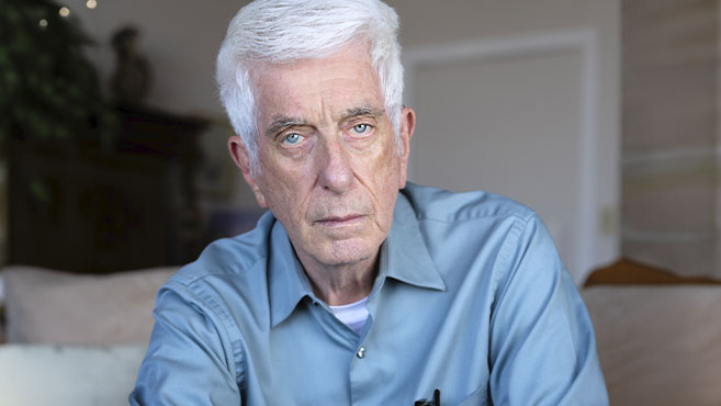 El investigador Jacques Vallée (foto Wikipedia Christopher Michel)