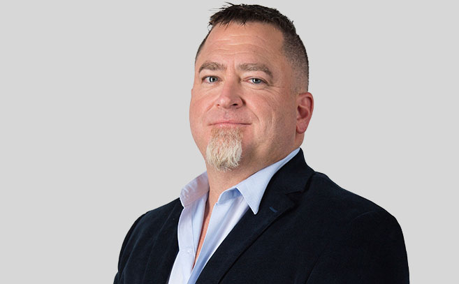 Luis Elizondo desveló en su libro la operación OPLAN Interloper