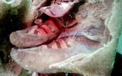 Los científicos han limpiado el calzado y su restauración es sorprendente