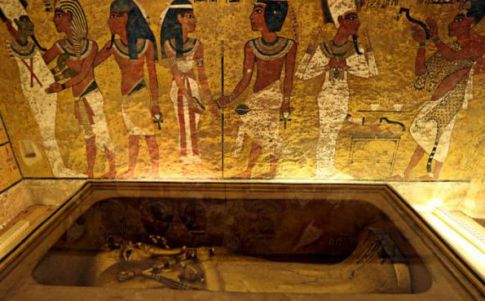 Nuevos misterios en torno a Tutankamón