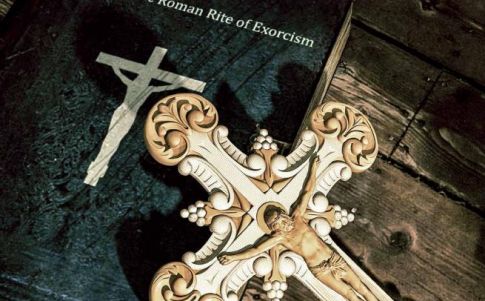 Escuela para exorcistas