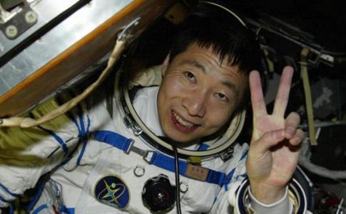 Misteriosos golpes asustaron al primer astronauta chino en el espacio