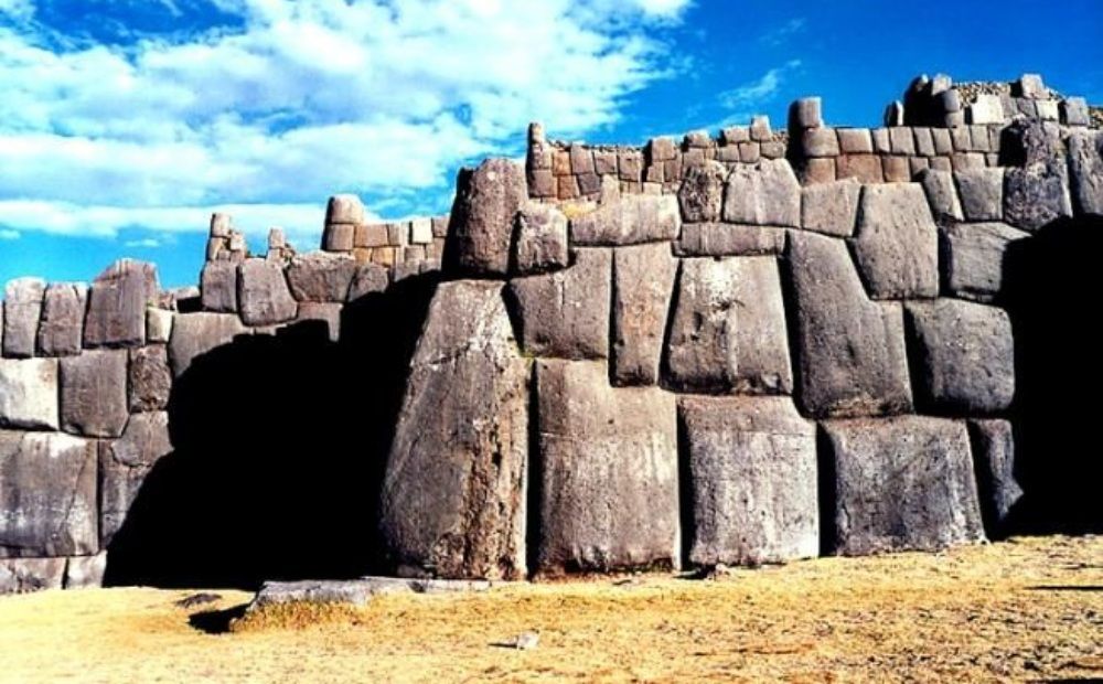fortaleza sacsayhuaman