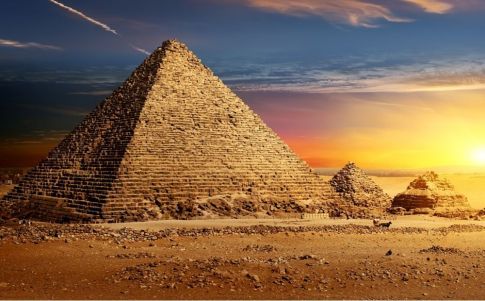 Cómo construir una Gran Pirámide (I)