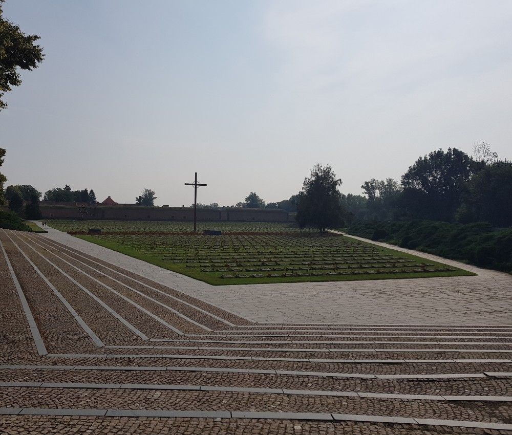 Cementerio Crematorio Terezin