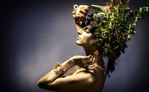 Tin Hinam, la diosa gigante de la Atlántida