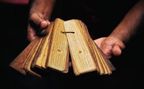 cachemira tumba isha
